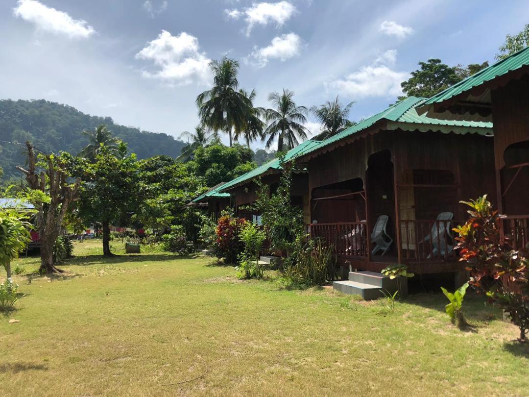 Pondok Sri Salang Kampong Ayer Batang Екстериор снимка